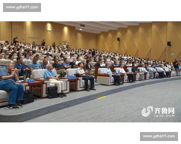 以开放包容的心态促进社会多元共融和文化交流的创新探索